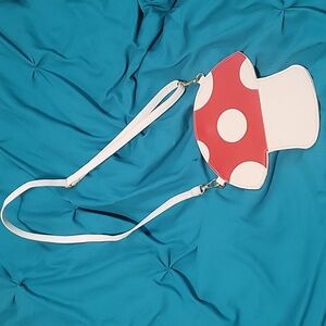 NWOT mushroom purse.